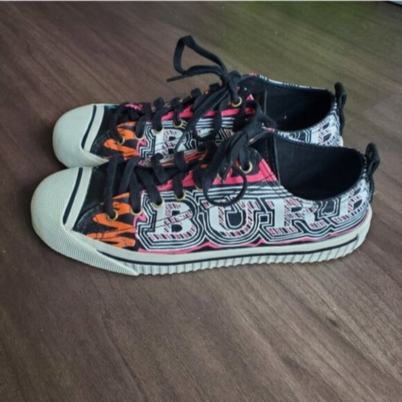 Burberry Kingly Colourful Low Top Sneakers Size 9 - Picture 3 of 16